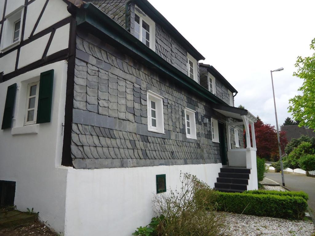 Am Alten Fronhof Bergisch Gladbach Exterior photo